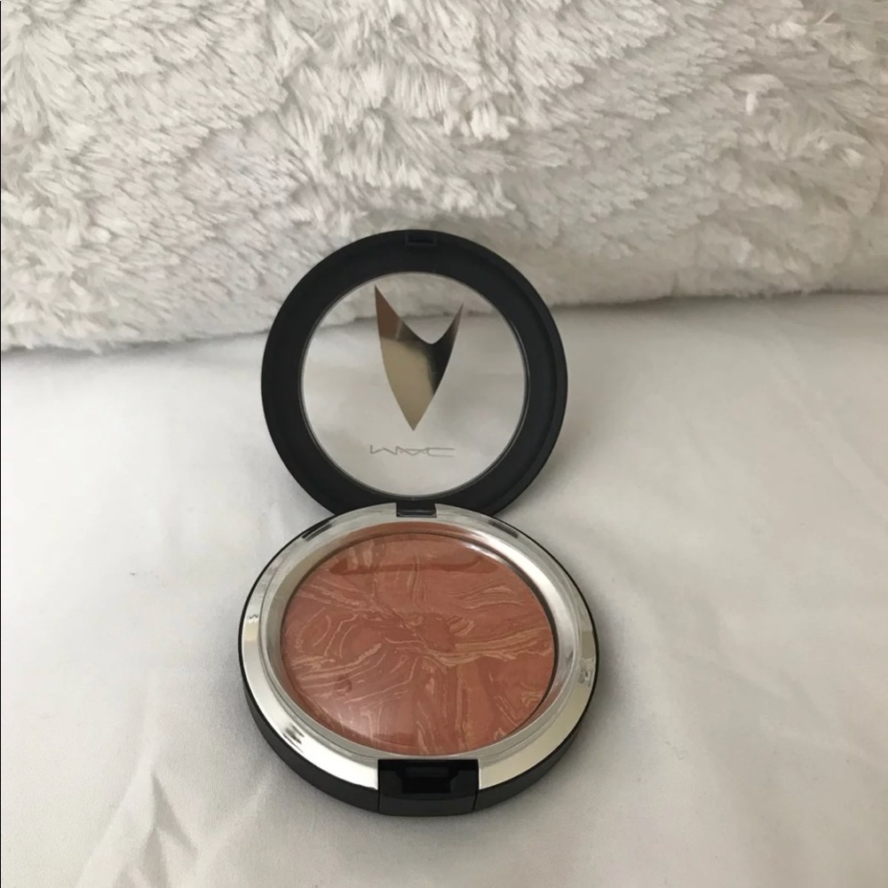 Mac strange new world powder